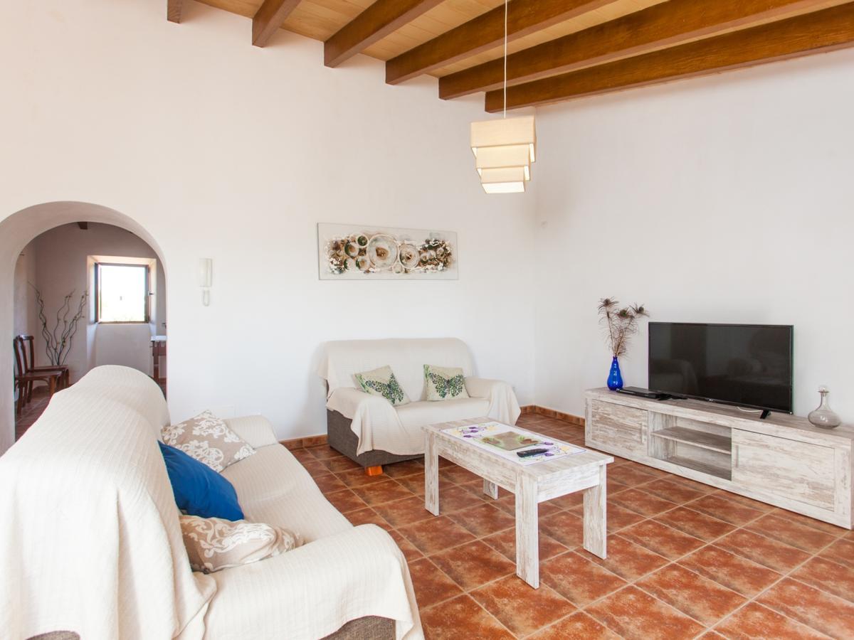 Villa Paula Llombarts Buitenkant foto