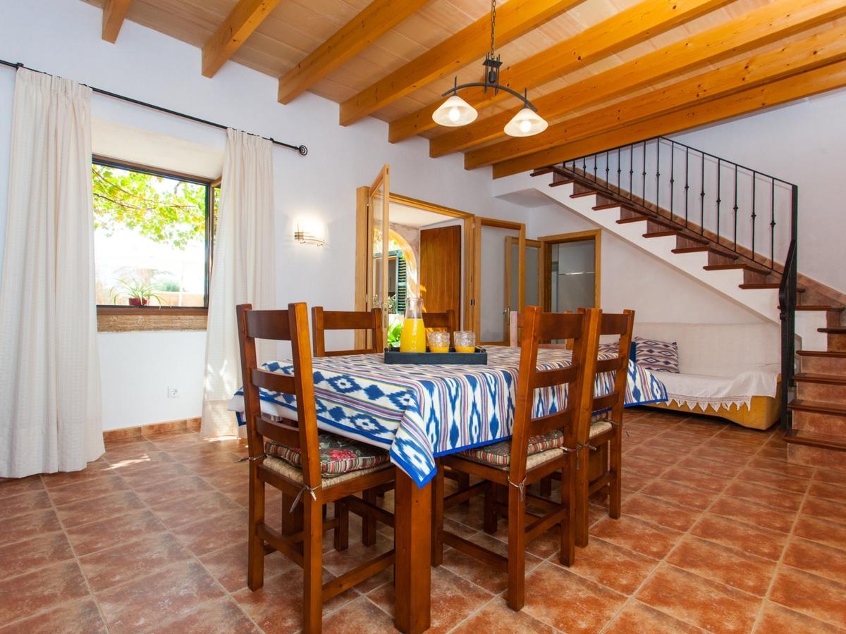 Villa Paula Llombarts Buitenkant foto
